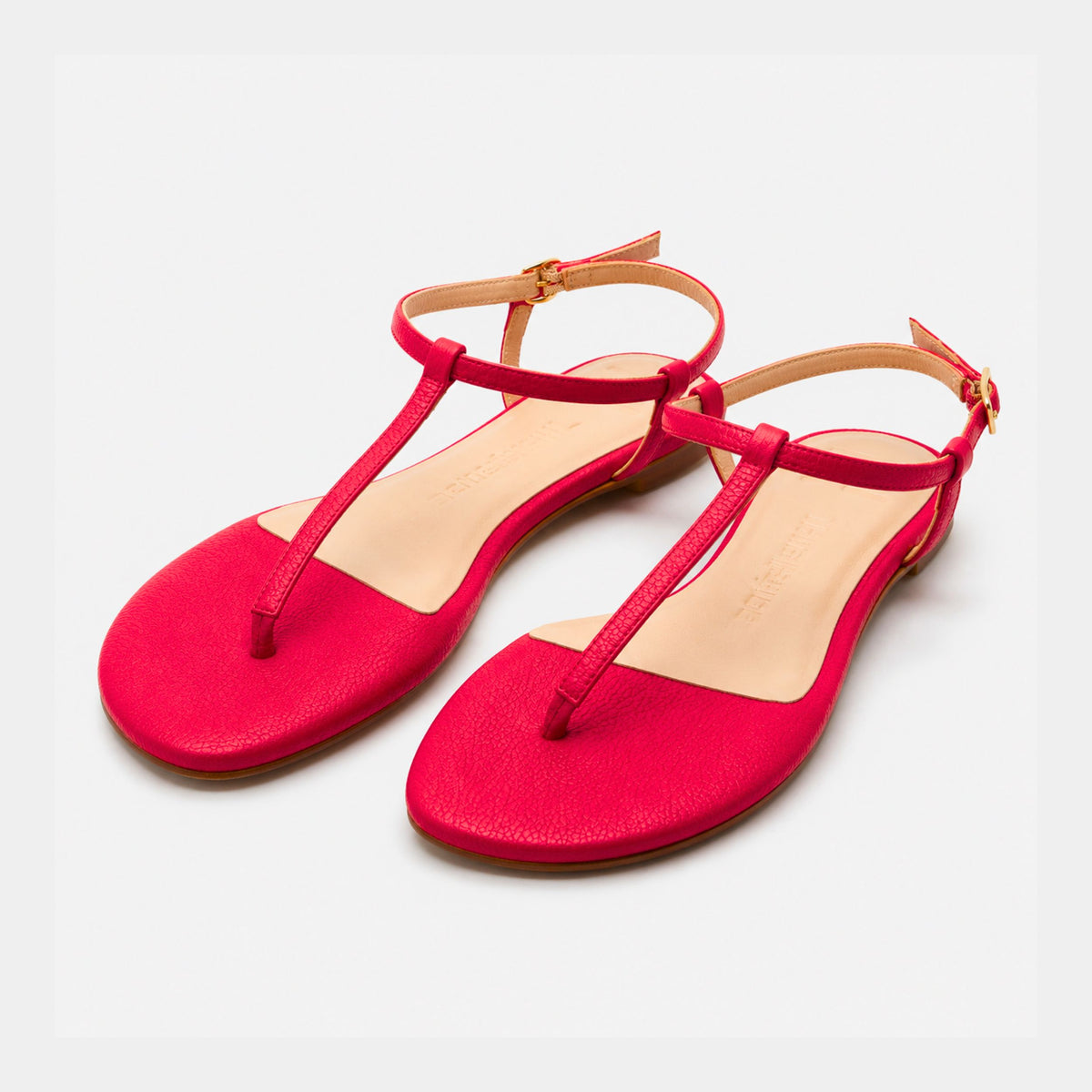 Sandalias Planas de Cuero en Rojo Valentina