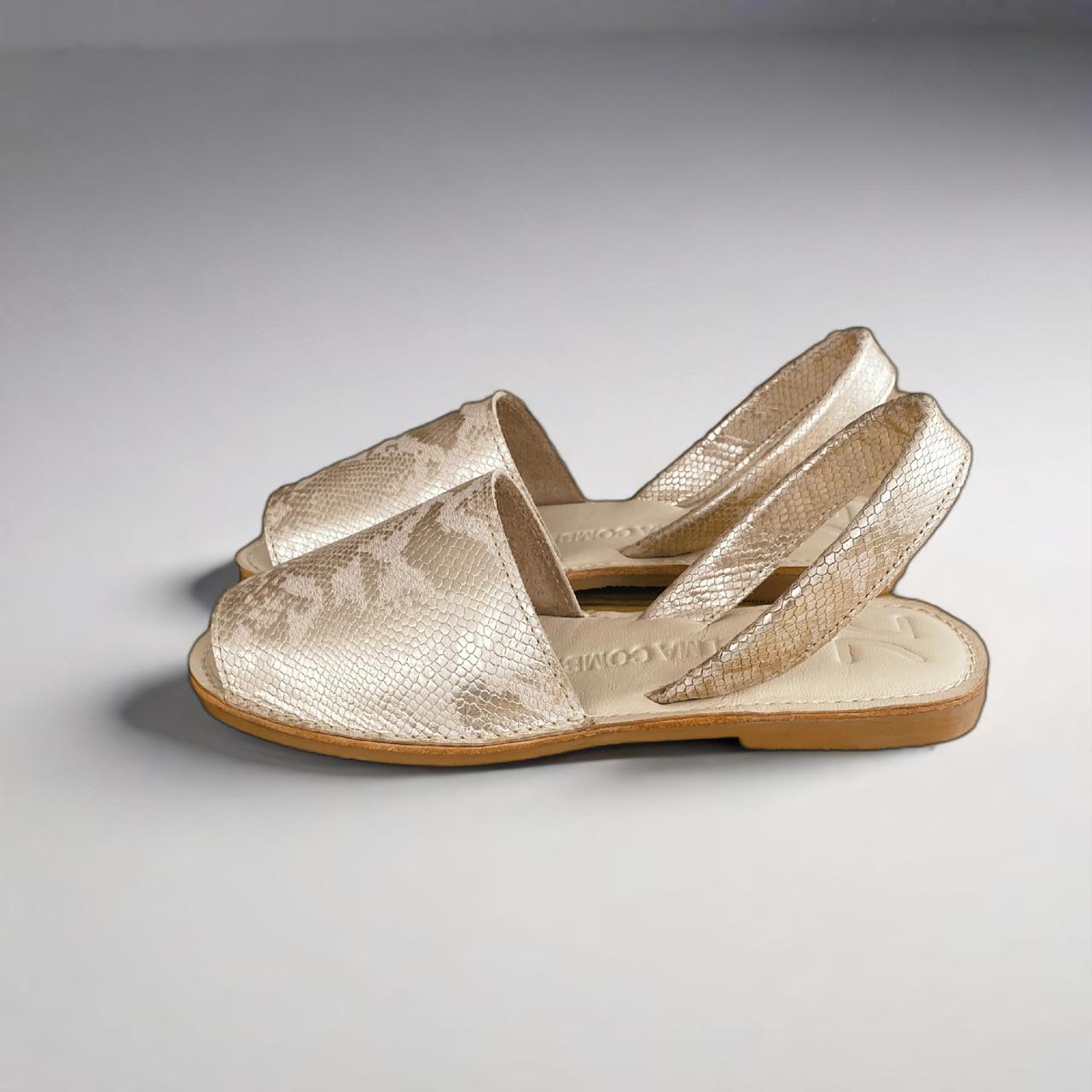 Sandalia menorquina - Sendero