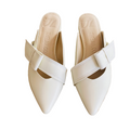 Mules de Cuero Palolem – Zapatos Destalonados de Punta Fina con Diseño Vanguardista