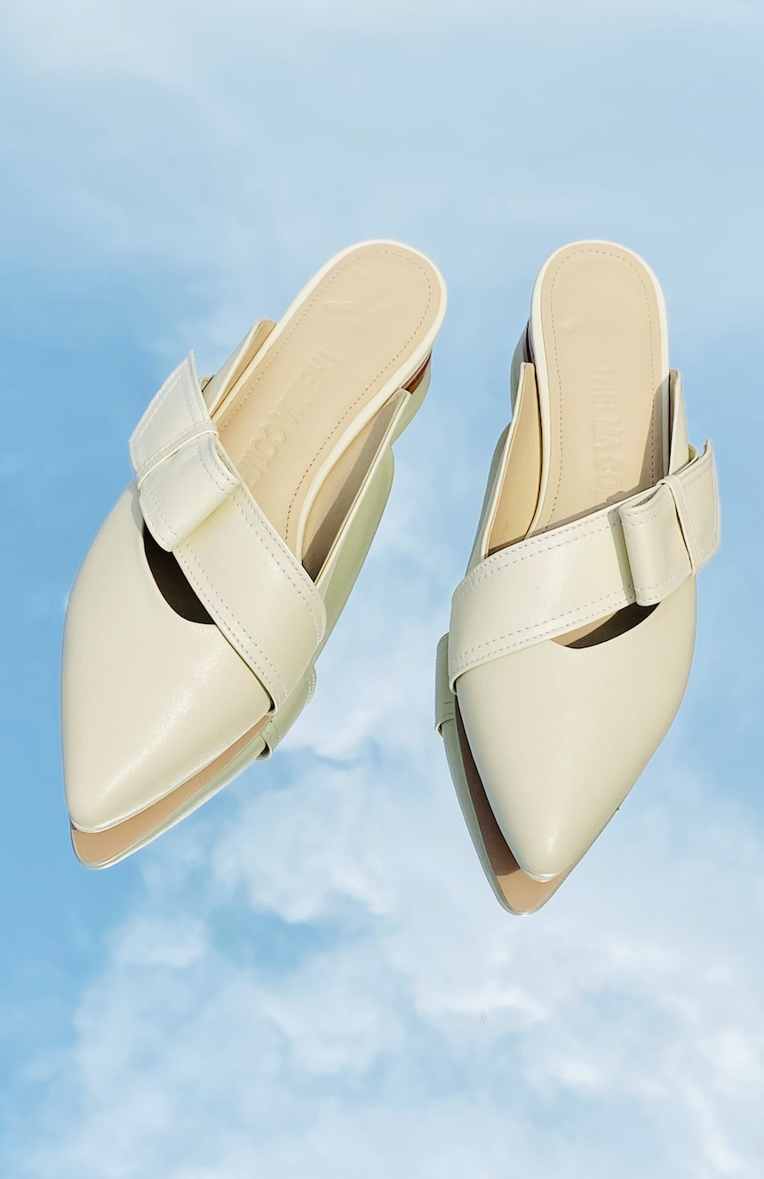 Mules de Cuero Palolem – Zapatos Destalonados de Punta Fina con Diseño Vanguardista